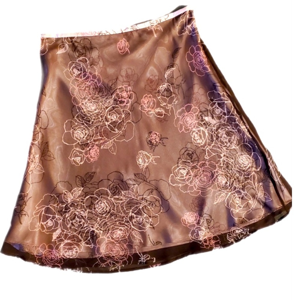 Apt. 9 Layered Floral Rose Midi A Line Skirt. Euc! Price firm unless bundled.